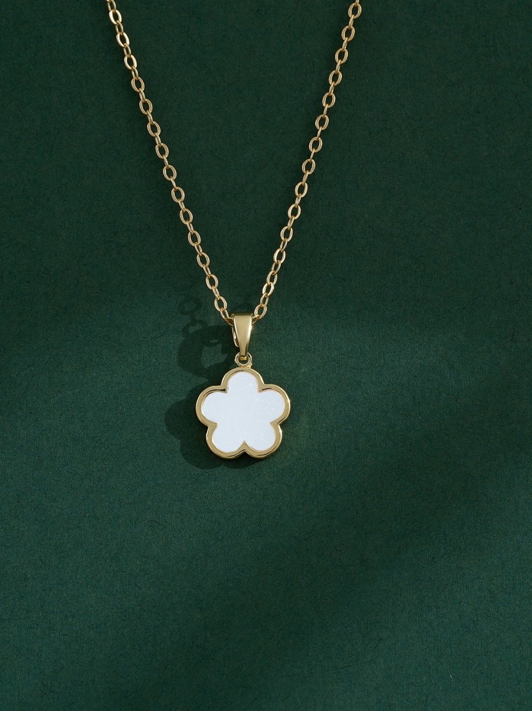 Flower Detail Necklace