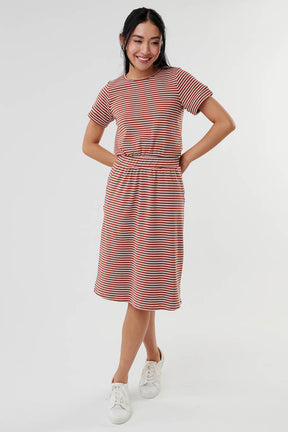 Chic and Comfortable Striped Midi Dress