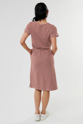 Chic and Comfortable Striped Midi Dress