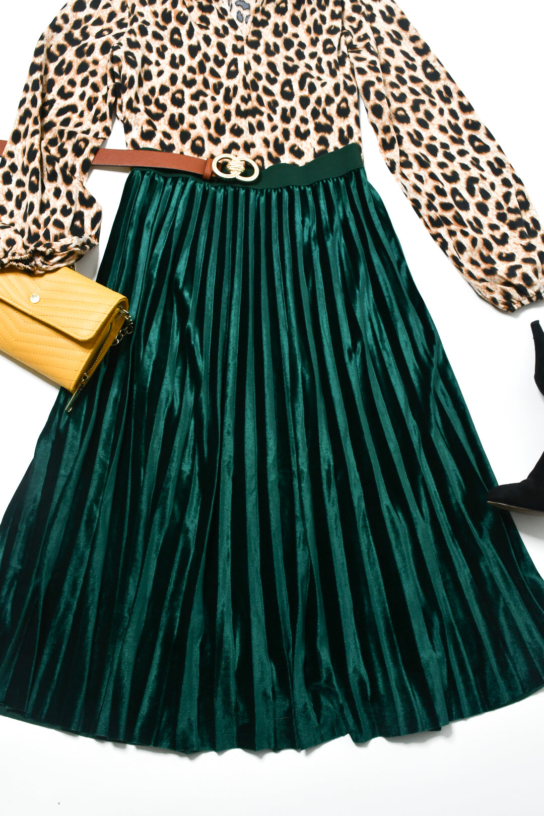 Delightful Green Velvet Pleated Midi Skirt